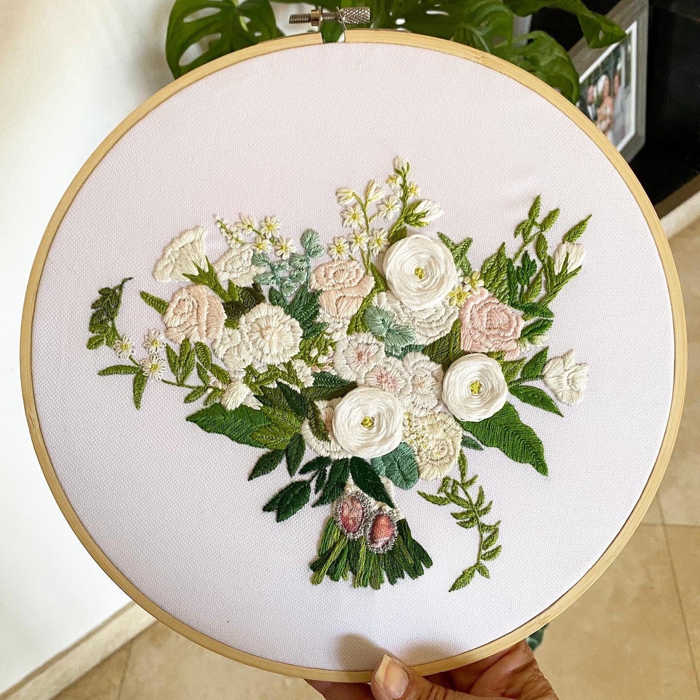 Cream Roses Wedding Bouquet Hand Embroidery Pattern