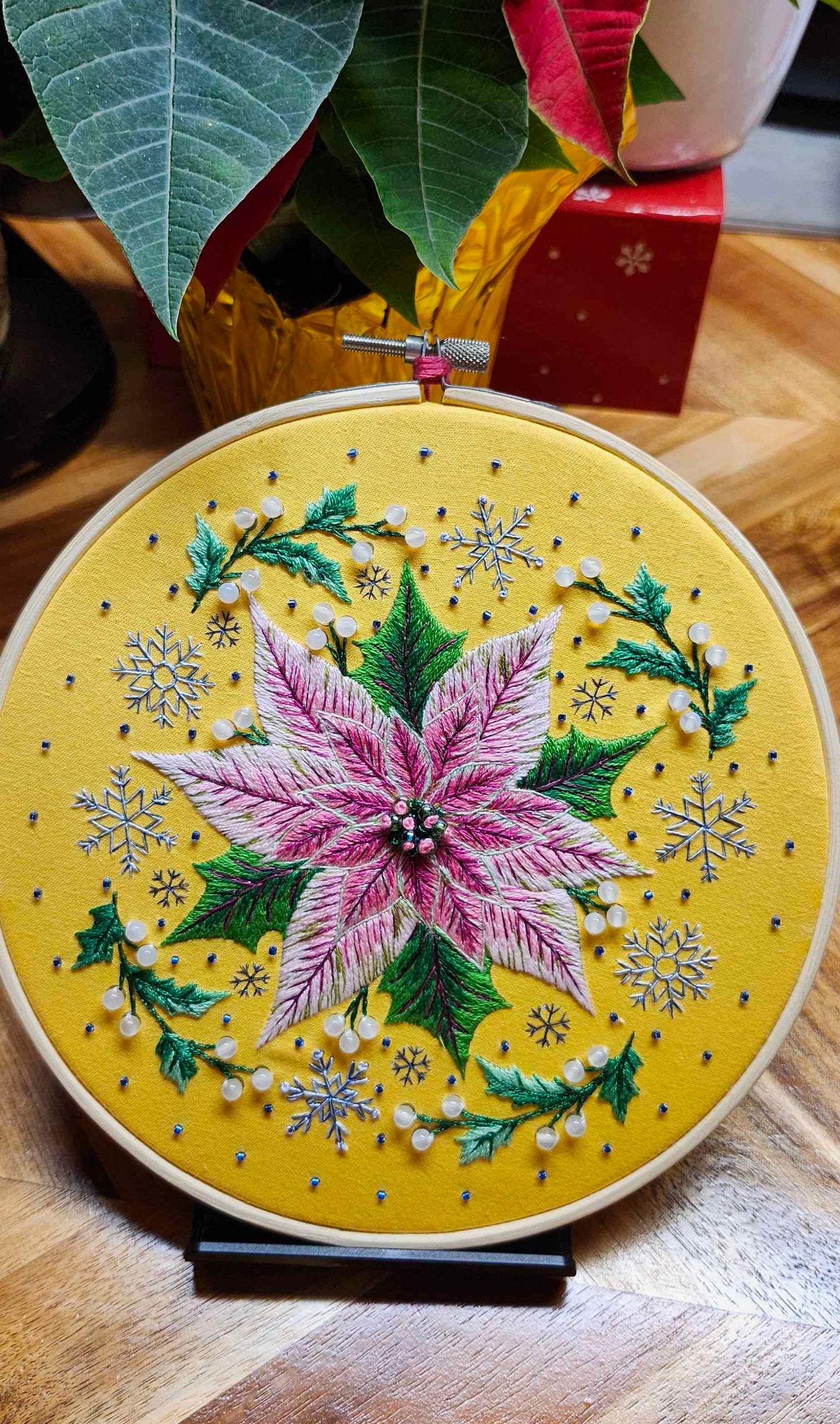 Poinsettia 🌺 Christmas Stitch-Along 🎄 Hand Embroidery Pattern + Video Tutorials