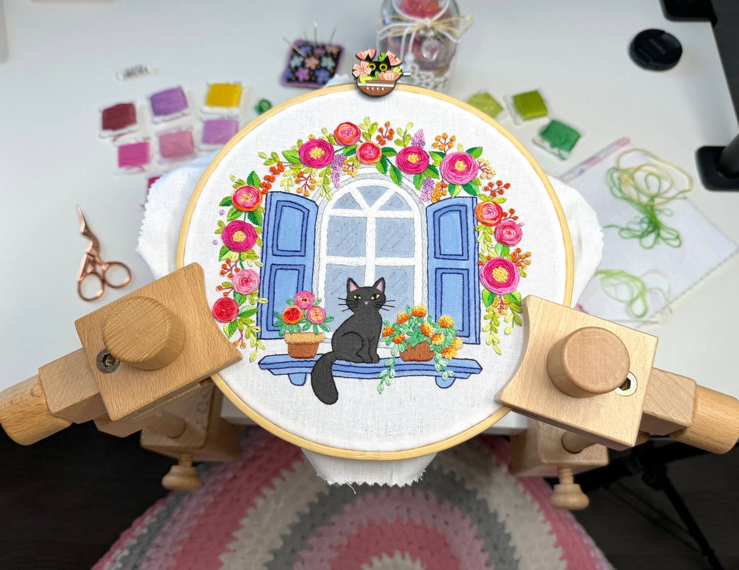 Blooming Cat Floral Hand Embroidery Pattern | Digital Download PDF + Video Tutorials, Instructions for Beginners